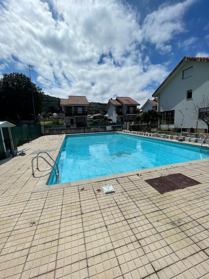 Chalet En Urbanizacion Con Piscina Argoños Dış mekan fotoğraf